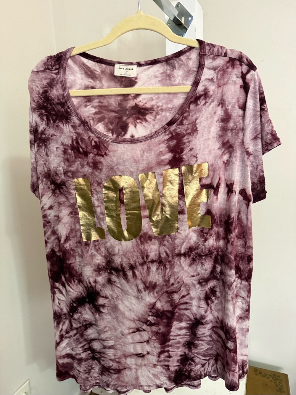 Free Kisses Tie Dye LOVE Tee Shirt
